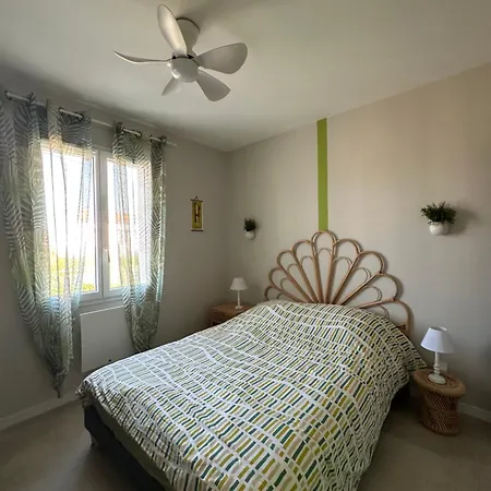 Maison Familiale Et Conviviale Proche Ocean Avec Terrain De Petanque בית נופש