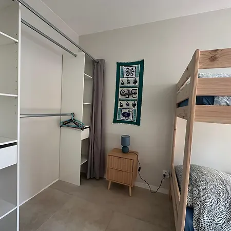 Dom wakacyjny Maison Familiale Et Conviviale Proche Ocean Avec Terrain De Petanque