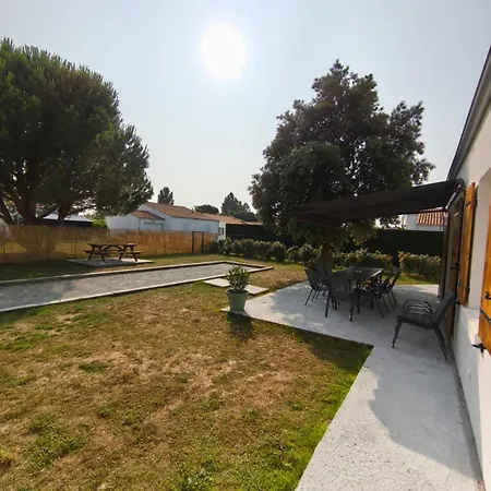 Maison Familiale Et Conviviale Proche Ocean Avec Terrain De Petanque *